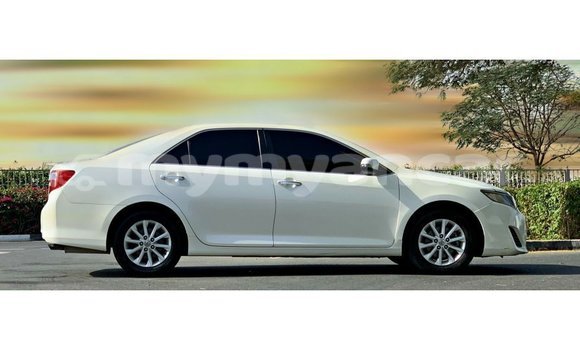 Buy Import Toyota Camry White Car in Import - Dubai in Ayeyarwady Buy Import Toyota Camry White Car in Import - Dubai in Ayeyarwady