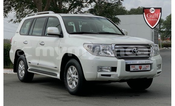 Buy Import Toyota Land Cruiser White Car in Import - Dubai in Ayeyarwady Buy Import Toyota Land Cruiser White Car in Import - Dubai in Ayeyarwady