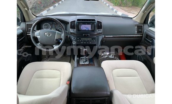 Buy Import Toyota Land Cruiser White Car in Import - Dubai in Ayeyarwady Buy Import Toyota Land Cruiser White Car in Import - Dubai in Ayeyarwady