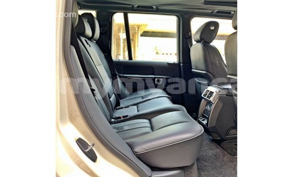 Buy Import Land Rover Range Rover White Car in Import - Dubai in Ayeyarwady Buy Import Land Rover Range Rover White Car in Import - Dubai in Ayeyarwady