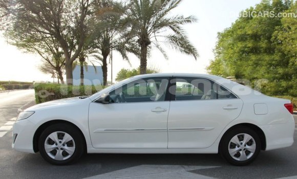 Buy Import Toyota Camry White Car in Import - Dubai in Ayeyarwady Buy Import Toyota Camry White Car in Import - Dubai in Ayeyarwady