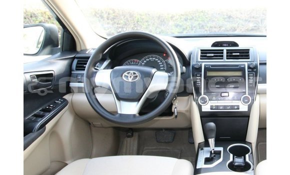 Buy Import Toyota Camry White Car in Import - Dubai in Ayeyarwady Buy Import Toyota Camry White Car in Import - Dubai in Ayeyarwady