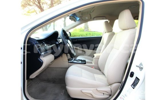 Buy Import Toyota Camry White Car in Import - Dubai in Ayeyarwady Buy Import Toyota Camry White Car in Import - Dubai in Ayeyarwady