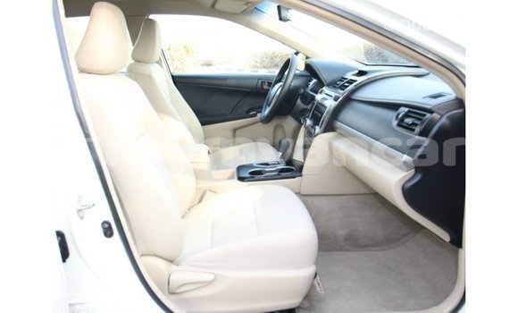 Buy Import Toyota Camry White Car in Import - Dubai in Ayeyarwady Buy Import Toyota Camry White Car in Import - Dubai in Ayeyarwady