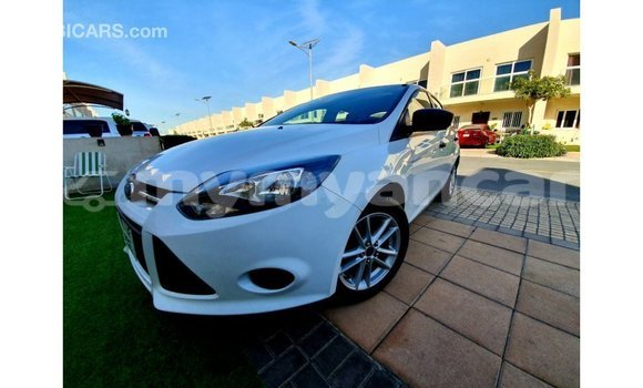 သွင်းကုန် Ford Focus White ကား Import - Dubai Ayeyarwady သွင်းကုန် Ford Focus White ကား Import - Dubai Ayeyarwady