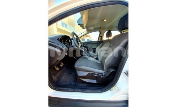 သွင်းကုန် Ford Focus White ကား Import - Dubai Ayeyarwady သွင်းကုန် Ford Focus White ကား Import - Dubai Ayeyarwady