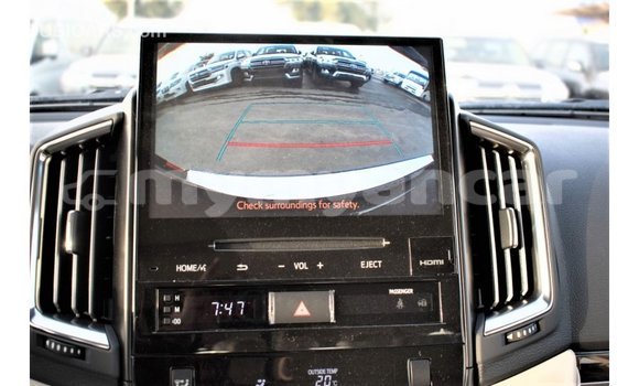 သွင်းကုန် Toyota Land Cruiser Black ကား Import - Dubai Ayeyarwady သွင်းကုန် Toyota Land Cruiser Black ကား Import - Dubai Ayeyarwady