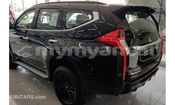 Buy Import Mitsubishi Montero Black Car in Import - Dubai in Ayeyarwady Buy Import Mitsubishi Montero Black Car in Import - Dubai in Ayeyarwady