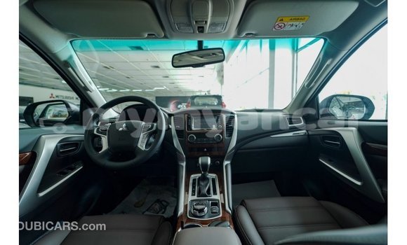 Buy Import Mitsubishi Montero Black Car in Import - Dubai in Ayeyarwady Buy Import Mitsubishi Montero Black Car in Import - Dubai in Ayeyarwady