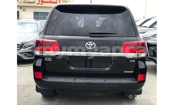 Buy Import Toyota Land Cruiser Black Car in Import - Dubai in Ayeyarwady Buy Import Toyota Land Cruiser Black Car in Import - Dubai in Ayeyarwady