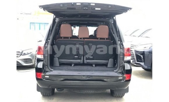 Buy Import Toyota Land Cruiser Black Car in Import - Dubai in Ayeyarwady Buy Import Toyota Land Cruiser Black Car in Import - Dubai in Ayeyarwady