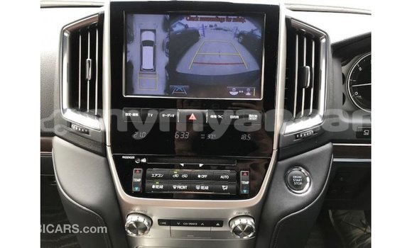 Buy Import Toyota Land Cruiser Black Car in Import - Dubai in Ayeyarwady Buy Import Toyota Land Cruiser Black Car in Import - Dubai in Ayeyarwady