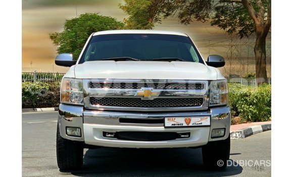 Buy Import Chevrolet Silverado White Car in Import - Dubai in Ayeyarwady Buy Import Chevrolet Silverado White Car in Import - Dubai in Ayeyarwady