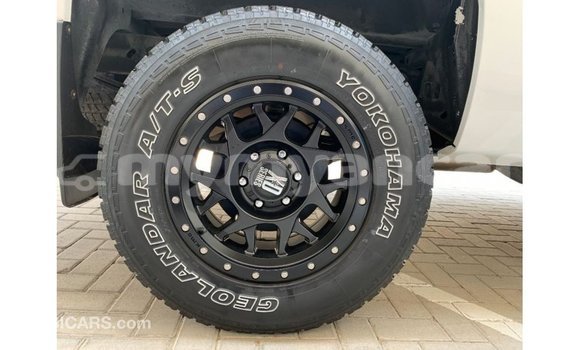 Buy Import Chevrolet Silverado White Car in Import - Dubai in Ayeyarwady Buy Import Chevrolet Silverado White Car in Import - Dubai in Ayeyarwady