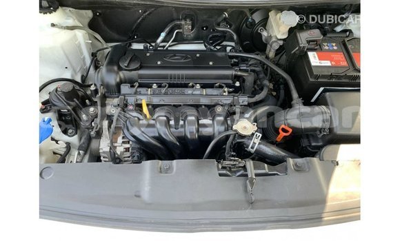 Buy Import Hyundai Accent White Car in Import - Dubai in Ayeyarwady Buy Import Hyundai Accent White Car in Import - Dubai in Ayeyarwady