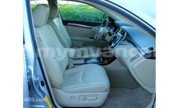 Buy Import Toyota Avalon Other Car in Import - Dubai in Ayeyarwady Buy Import Toyota Avalon Other Car in Import - Dubai in Ayeyarwady