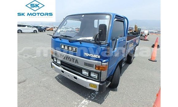 Buy Import Toyota 4Runner Blue Car in Import - Dubai in Ayeyarwady Buy Import Toyota 4Runner Blue Car in Import - Dubai in Ayeyarwady
