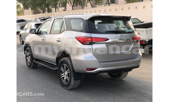 သွင်းကုန် Toyota Fortuner Other ကား Import - Dubai Ayeyarwady သွင်းကုန် Toyota Fortuner Other ကား Import - Dubai Ayeyarwady