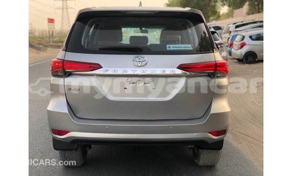သွင်းကုန် Toyota Fortuner Other ကား Import - Dubai Ayeyarwady သွင်းကုန် Toyota Fortuner Other ကား Import - Dubai Ayeyarwady