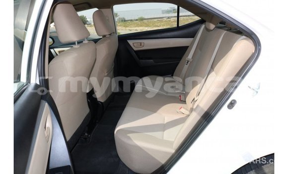 Acheter Import Utilitaire Toyota DA Blanc à Import - Dubai, #<Region:0x000000000c5121b8>