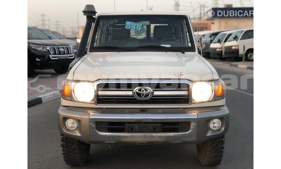 Buy Import Toyota Land Cruiser White Car in Import - Dubai in Ayeyarwady Buy Import Toyota Land Cruiser White Car in Import - Dubai in Ayeyarwady