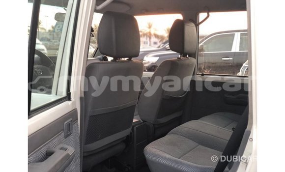 Buy Import Toyota Land Cruiser White Car in Import - Dubai in Ayeyarwady Buy Import Toyota Land Cruiser White Car in Import - Dubai in Ayeyarwady