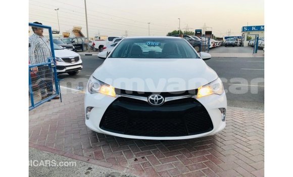 သွင်းကုန် Toyota Camry White ကား Import - Dubai Ayeyarwady သွင်းကုန် Toyota Camry White ကား Import - Dubai Ayeyarwady