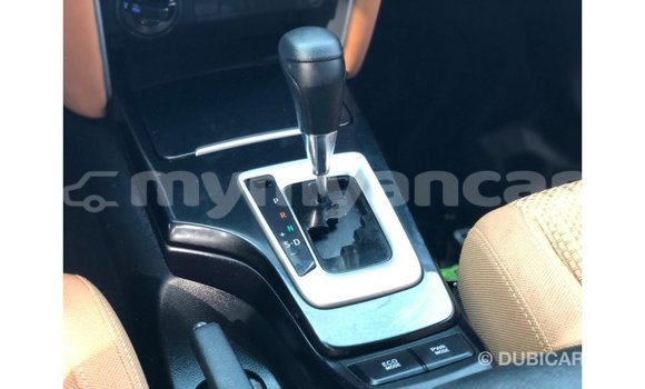 သွင်းကုန် Toyota Fortuner White ကား Import - Dubai Ayeyarwady သွင်းကုန် Toyota Fortuner White ကား Import - Dubai Ayeyarwady