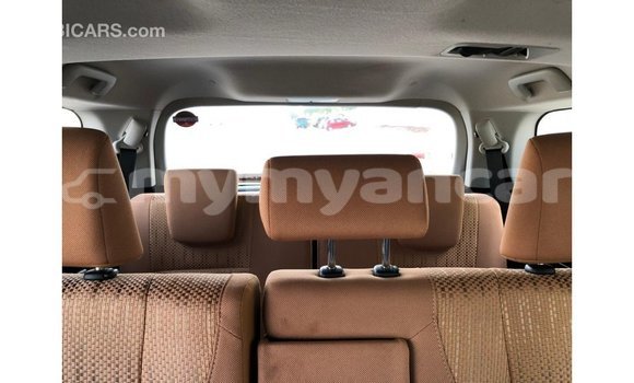 သွင်းကုန် Toyota Fortuner White ကား Import - Dubai Ayeyarwady သွင်းကုန် Toyota Fortuner White ကား Import - Dubai Ayeyarwady