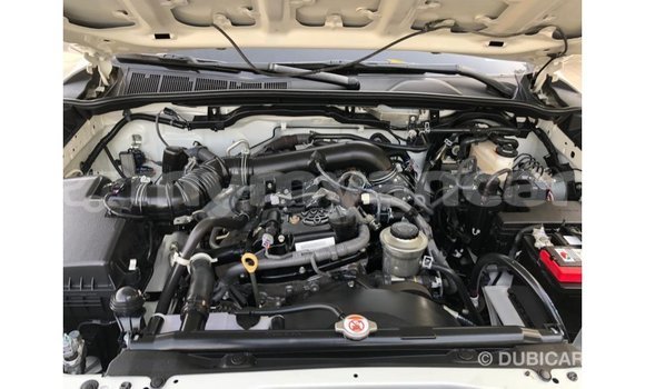 သွင်းကုန် Toyota Fortuner White ကား Import - Dubai Ayeyarwady သွင်းကုန် Toyota Fortuner White ကား Import - Dubai Ayeyarwady