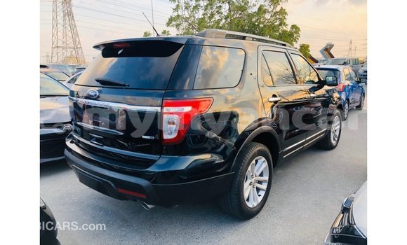 သွင်းကုန် Ford Explorer Blue ကား Import - Dubai Ayeyarwady သွင်းကုန် Ford Explorer Blue ကား Import - Dubai Ayeyarwady