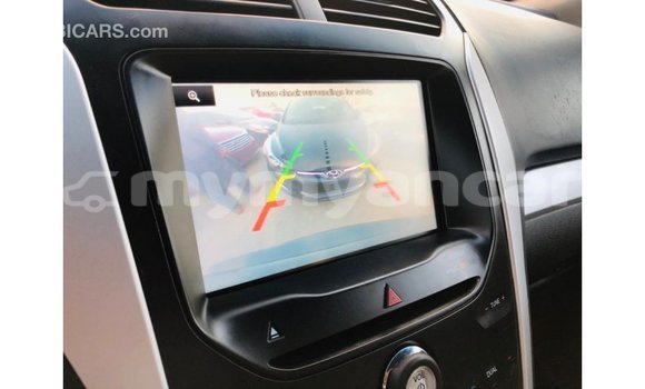 သွင်းကုန် Ford Explorer Blue ကား Import - Dubai Ayeyarwady သွင်းကုန် Ford Explorer Blue ကား Import - Dubai Ayeyarwady