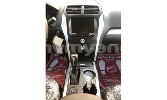 သွင်းကုန် Ford Explorer Blue ကား Import - Dubai Ayeyarwady သွင်းကုန် Ford Explorer Blue ကား Import - Dubai Ayeyarwady