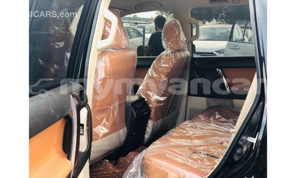 သွင်းကုန် Toyota Prado Black ကား Import - Dubai Ayeyarwady သွင်းကုန် Toyota Prado Black ကား Import - Dubai Ayeyarwady