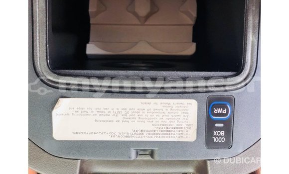 သွင်းကုန် Toyota Prado Black ကား Import - Dubai Ayeyarwady သွင်းကုန် Toyota Prado Black ကား Import - Dubai Ayeyarwady