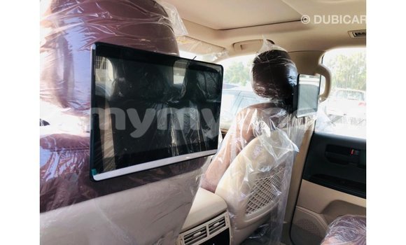 Buy Import Toyota Land Cruiser Black Car in Import - Dubai in Ayeyarwady Buy Import Toyota Land Cruiser Black Car in Import - Dubai in Ayeyarwady