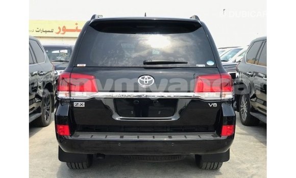 သွင်းကုန် Toyota Land Cruiser Black ကား Import - Dubai Ayeyarwady သွင်းကုန် Toyota Land Cruiser Black ကား Import - Dubai Ayeyarwady