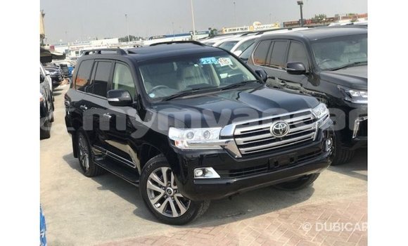 သွင်းကုန် Toyota Land Cruiser Black ကား Import - Dubai Ayeyarwady သွင်းကုန် Toyota Land Cruiser Black ကား Import - Dubai Ayeyarwady