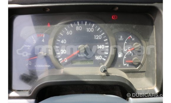 သွင်းကုန် Mitsubishi L400 White ထရပ်ကား Import - Dubai Ayeyarwady