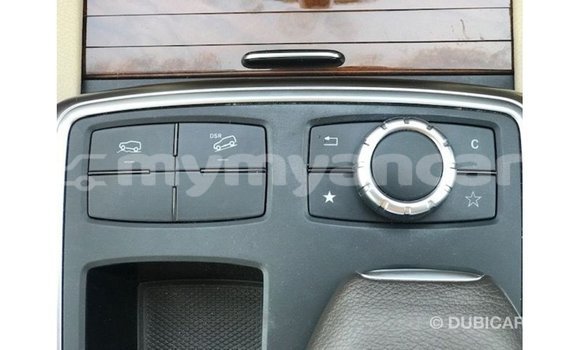 Buy Import Mercedes-Benz 190 (W201) White Car in Import - Dubai in Ayeyarwady Buy Import Mercedes-Benz 190 (W201) White Car in Import - Dubai in Ayeyarwady