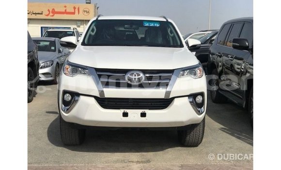 Buy Import Toyota Fortuner White Car in Import - Dubai in Ayeyarwady Buy Import Toyota Fortuner White Car in Import - Dubai in Ayeyarwady