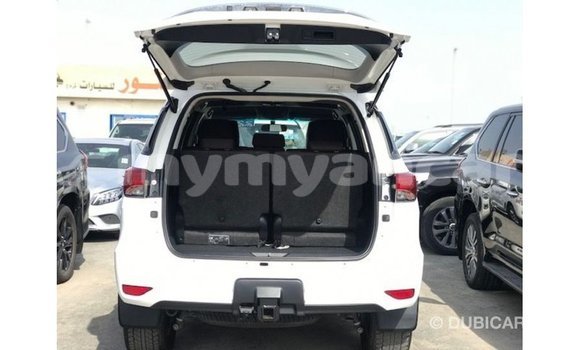 Buy Import Toyota Fortuner White Car in Import - Dubai in Ayeyarwady Buy Import Toyota Fortuner White Car in Import - Dubai in Ayeyarwady