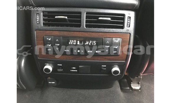 Acheter Import Voiture Toyota Land Cruiser Blanc à Import - Dubai, #<Region:0x000000000c5121b8> Acheter Import Voiture Toyota Land Cruiser Blanc à Import - Dubai, #<Region:0x000000000c5121b8>