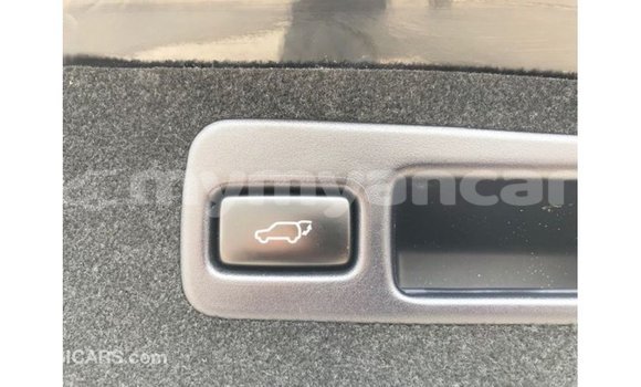 သွင်းကုန် Toyota Harrier Black ကား Import - Dubai Ayeyarwady သွင်းကုန် Toyota Harrier Black ကား Import - Dubai Ayeyarwady