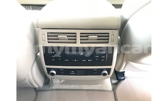 Acheter Import Voiture Toyota Land Cruiser Blanc à Import - Dubai, #<Region:0x000000000c5121b8> Acheter Import Voiture Toyota Land Cruiser Blanc à Import - Dubai, #<Region:0x000000000c5121b8>