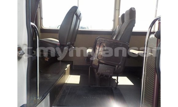 Buy Import Toyota Coaster White Car in Import - Dubai in Ayeyarwady Buy Import Toyota Coaster White Car in Import - Dubai in Ayeyarwady