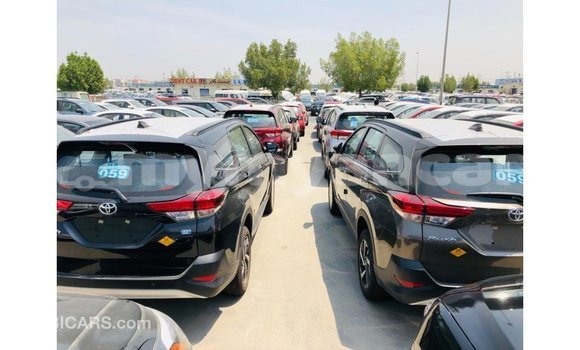 သွင်းကုန် Toyota Rush Red ကား Import - Dubai Ayeyarwady သွင်းကုန် Toyota Rush Red ကား Import - Dubai Ayeyarwady