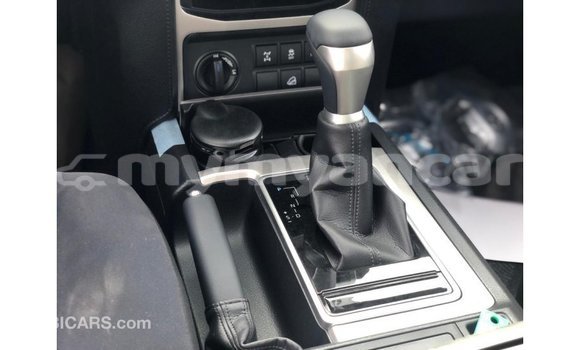 သွင်းကုန် Toyota Prado Other ကား Import - Dubai Ayeyarwady သွင်းကုန် Toyota Prado Other ကား Import - Dubai Ayeyarwady