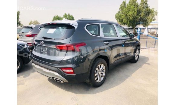 သွင်းကုန် Hyundai Santa Fe Green ကား Import - Dubai Ayeyarwady သွင်းကုန် Hyundai Santa Fe Green ကား Import - Dubai Ayeyarwady