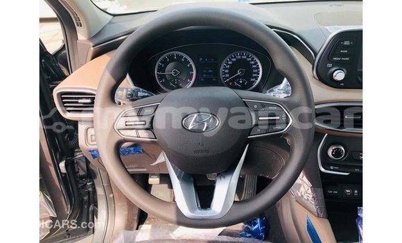 သွင်းကုန် Hyundai Santa Fe Green ကား Import - Dubai Ayeyarwady သွင်းကုန် Hyundai Santa Fe Green ကား Import - Dubai Ayeyarwady